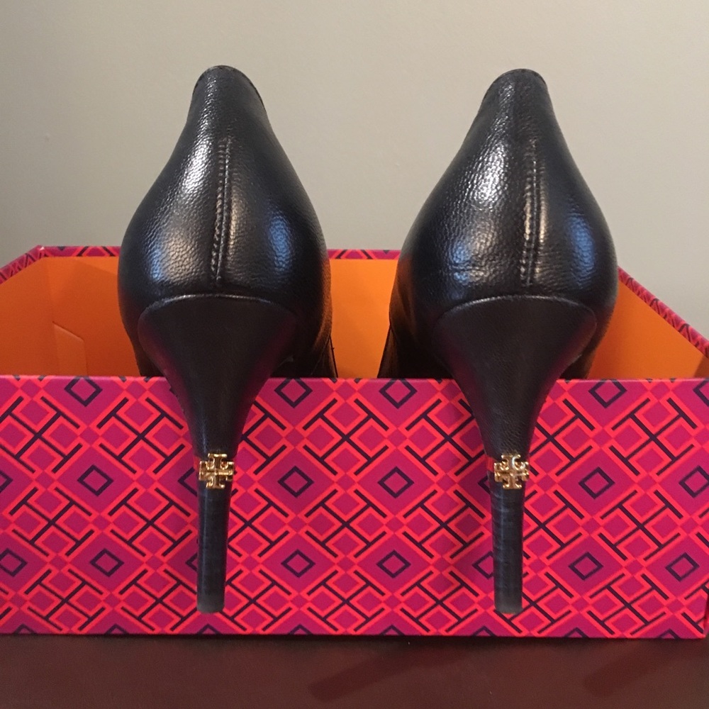 Tory Burch Navy Heels